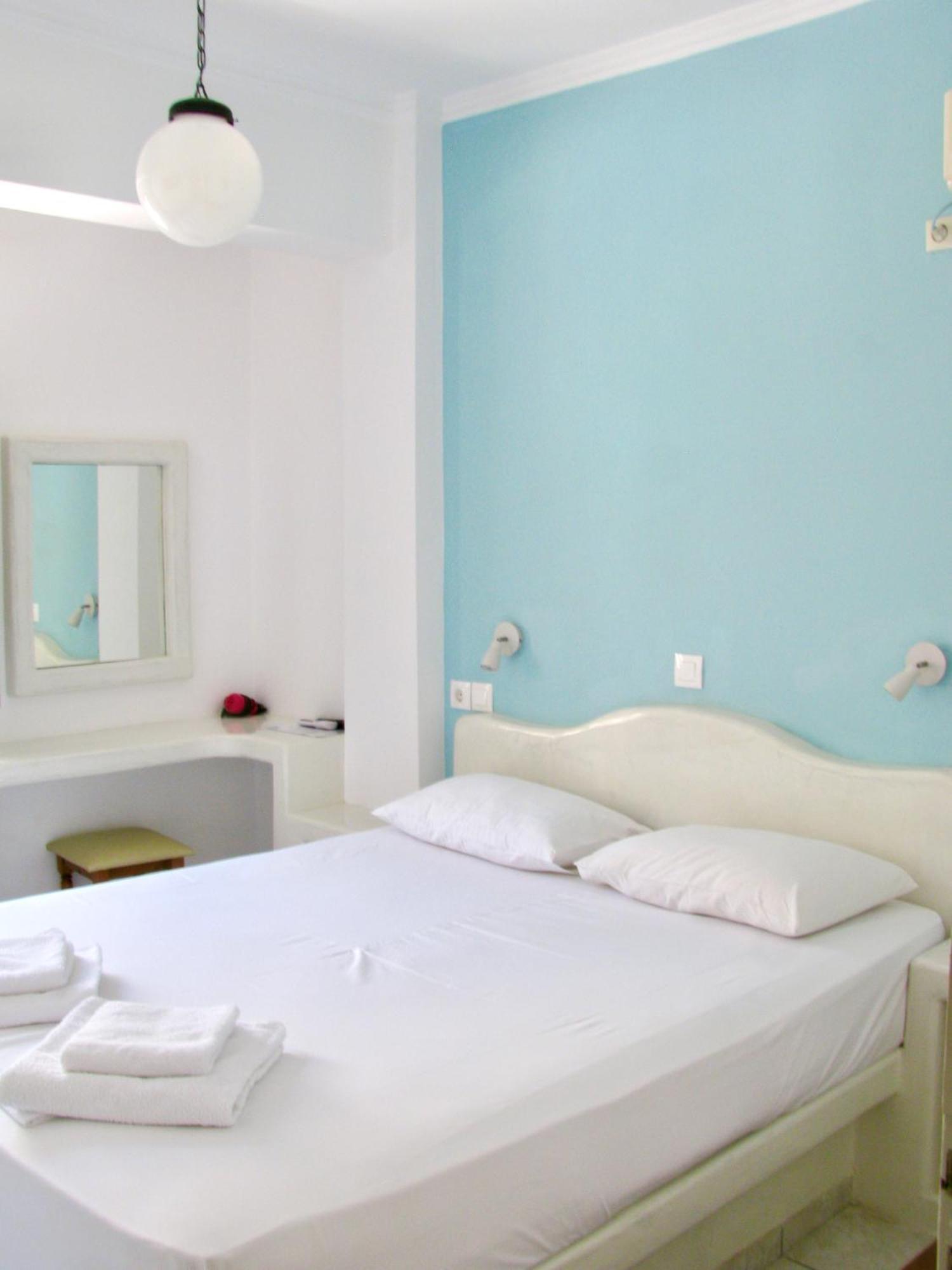 Sail Inn Studios & Apartments Kamari  Ngoại thất bức ảnh